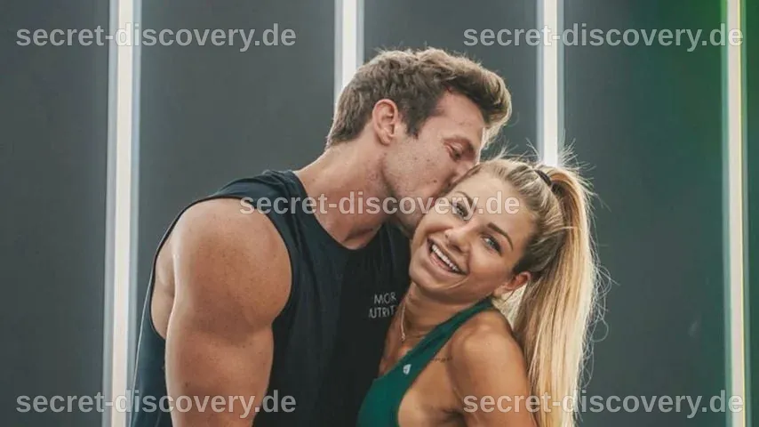 Antonia Elena und ihr neuer Freund Nico: Eine Liebesgeschichte wie aus dem Märchen